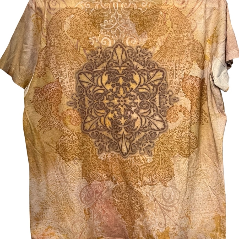 Appropriate Behavior size 1X tan / gold print tee crew neck NWOT - Picture 6 of 7
